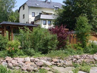 Buchen Sie günstige möbliertes Apartment in Altenberg