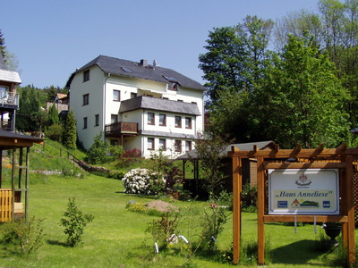 Buchen Sie günstige Wohnung in Altenberg