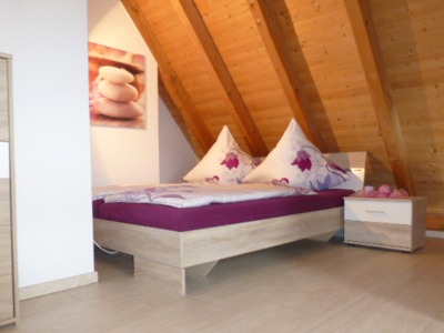 Buchen Sie günstige Wohnung in Bayern - Pfofeld