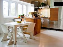 Himmlisches  Licht in alter Schule/Friedrichshain