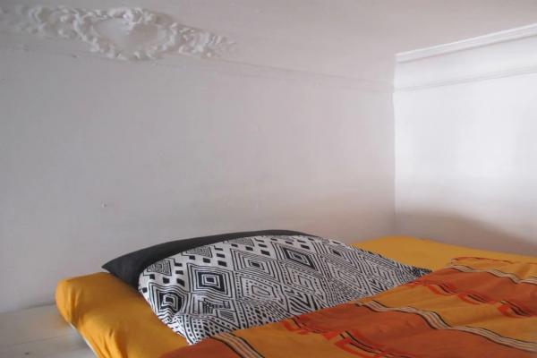 Bed and Breakfast in Berlin 11