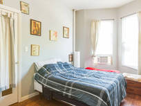 Cozy Private Room with Ensuite Bathroom