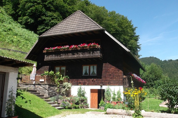 Bed and Breakfast in Buchenbach 4