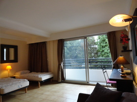 LOCATION SAISONNIERE Cannes BANANE  4 couchages