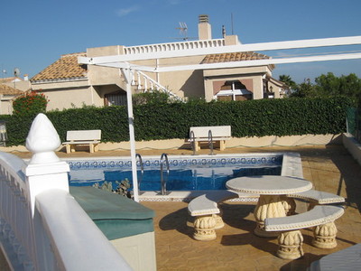 Buchen Sie günstige Ferienwohnung in Castillo de Montemar