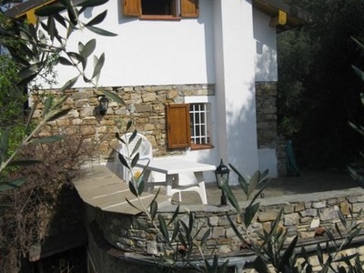 Buchen Sie günstige Ferienheim in Diano San Pietro