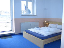 Komfortables Doppelzimmer mit Bad in Dresden