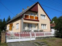 FO-04: Alleinstähendes Ferienhaus für 8-10-12 Pers