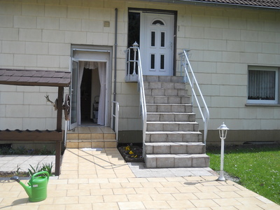 Buchen Sie günstige möbliertes Apartment in Freisen