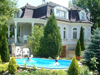 Buchen Sie günstige Haus in Gárdony