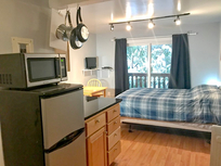 55SLL - Economical - Convenient - Kitchenette