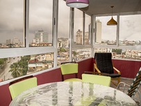 Luxury Room in Ocean View Apartment