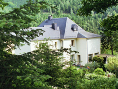 Buchen Sie günstige Wohnung in Hohenwarte