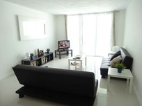 Hollywood - Beautiful Vacation Apartment, 4 Guests