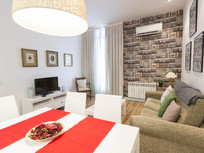 Madrid Gran Vía 2. Mascotas