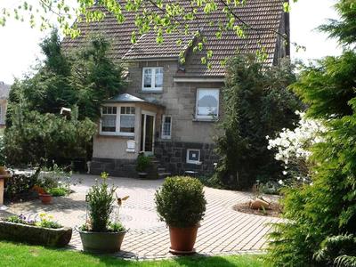 Buchen Sie günstige Ferienwohnung in Mücke-Bernsfeld