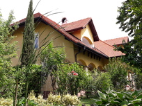 Rozsa Estate - Ferienwohnungen