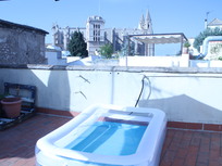 CENTRIC DUPLEX FLAT WITH GREAT ROOF TERRACE