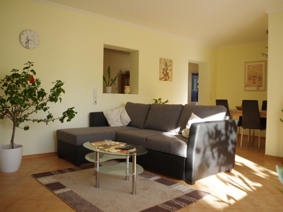 Buchen Sie günstige Ferienhaus in Pluwig