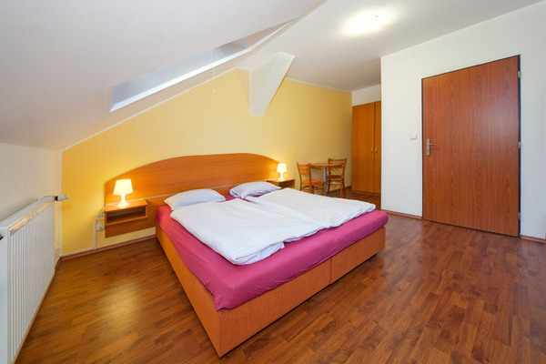 Bed and Breakfast in Praha 8