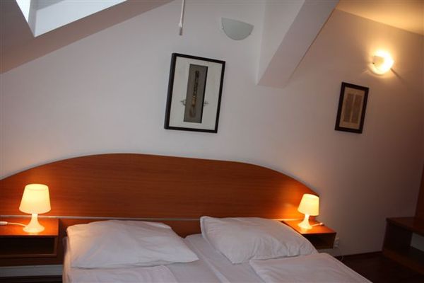 Bed and Breakfast in Praha 12