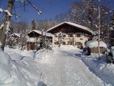 Buchen Sie günstige möbliertes Apartment in Reit Im Winkl