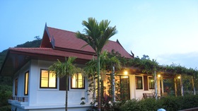 Mountain Breeze Villa - Near the beach