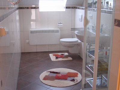 Buchen Sie günstige Ferienwohnung in Schiltberg