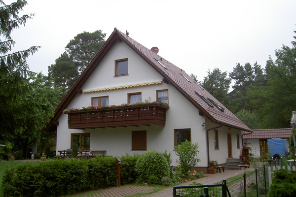 Bed and Breakfast in Strausberg 1