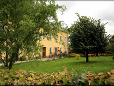 Buchen Sie günstige Ferienwohnung in Struppen-Weissig