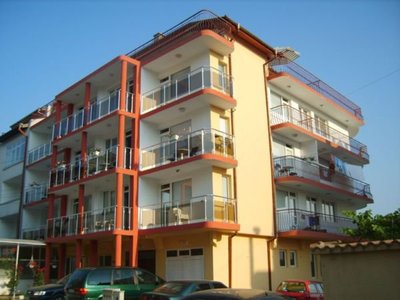 Buchen Sie günstige Urlaubsdomizil in Приморско