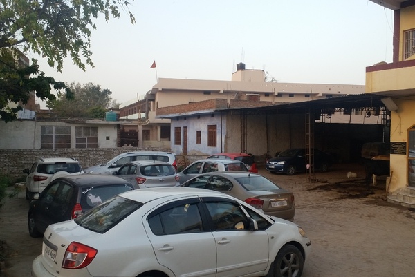 Bed and Breakfast in Vrindāvan 9