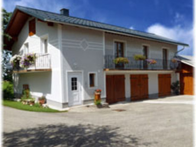 Buchen Sie günstige Urlaubsdomizil in Weißenkirchen Im Attergau